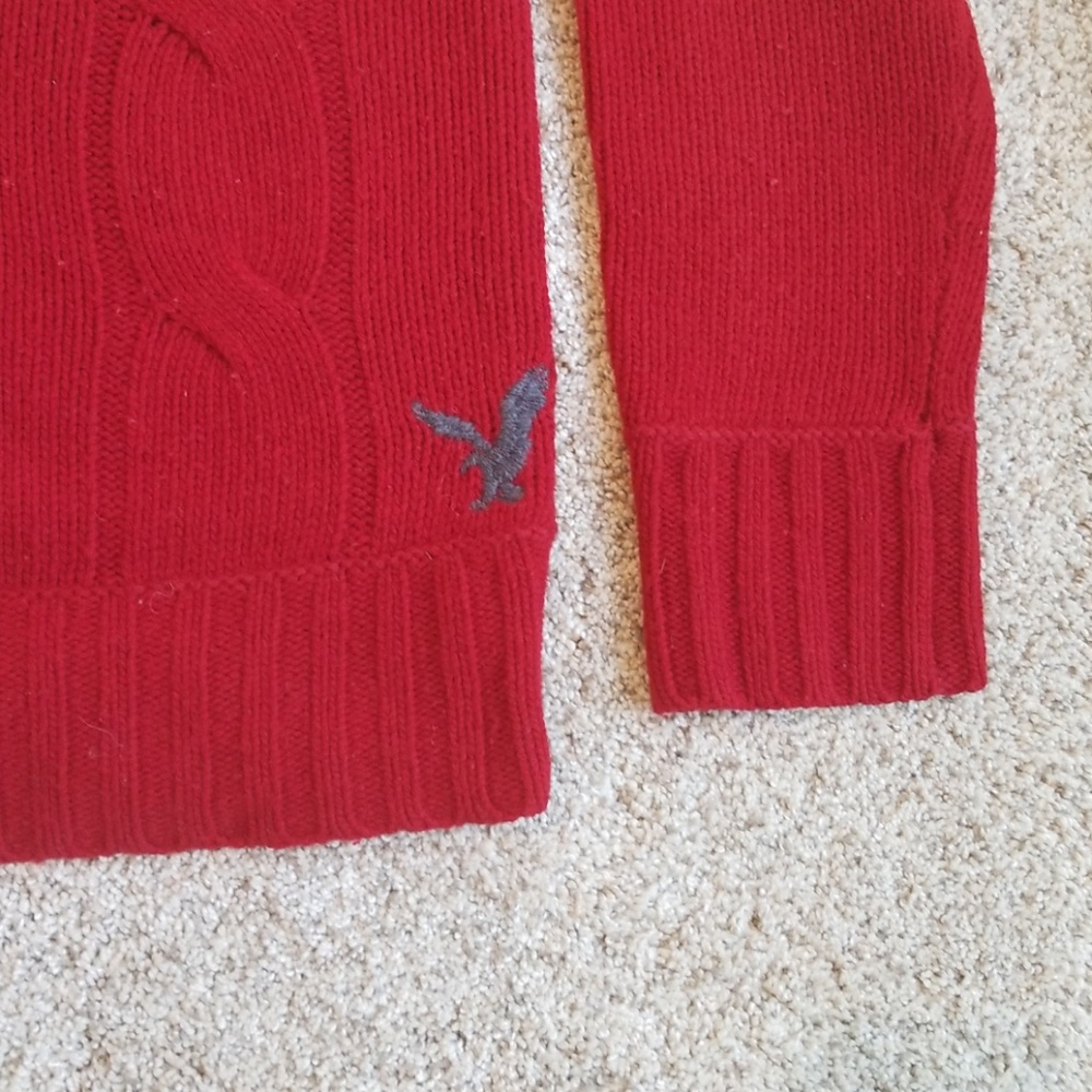 Men's Sweater - Picture 3 of 4